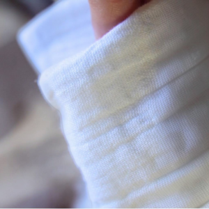 kromacare medical gauze cloth closeup