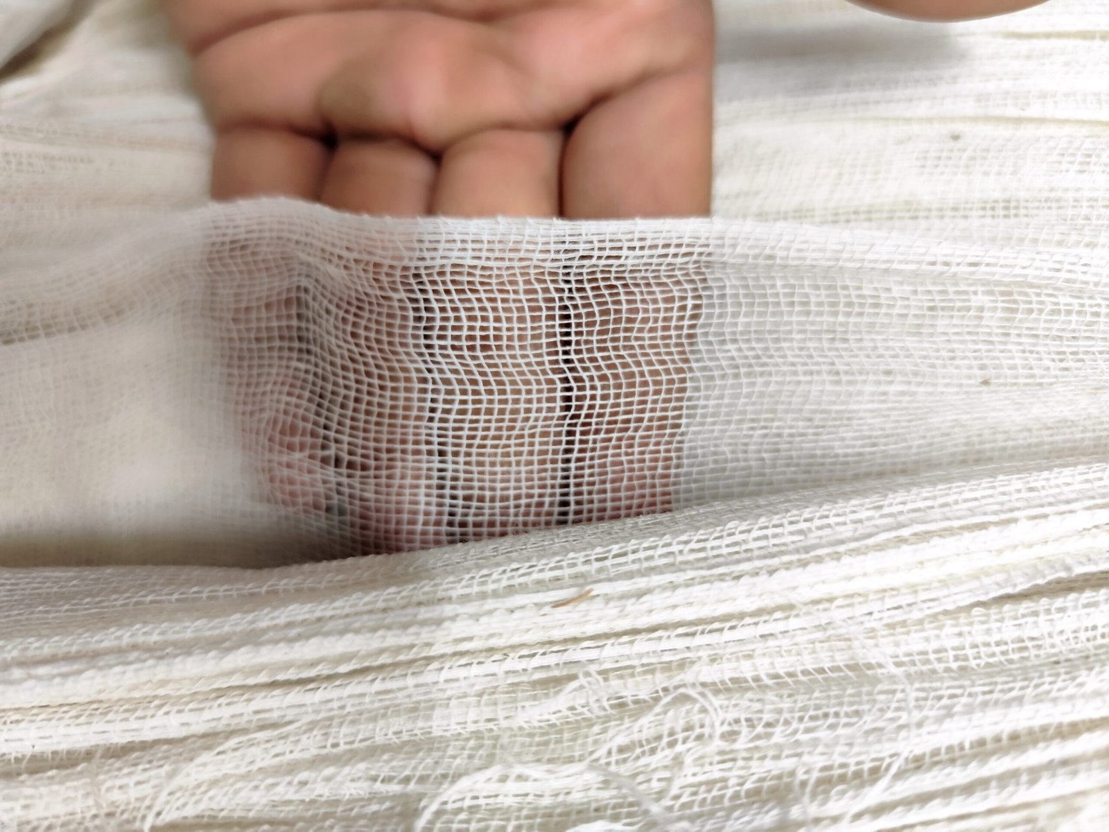 kromacare cotton gauze than 40tpi 110cm x 20m